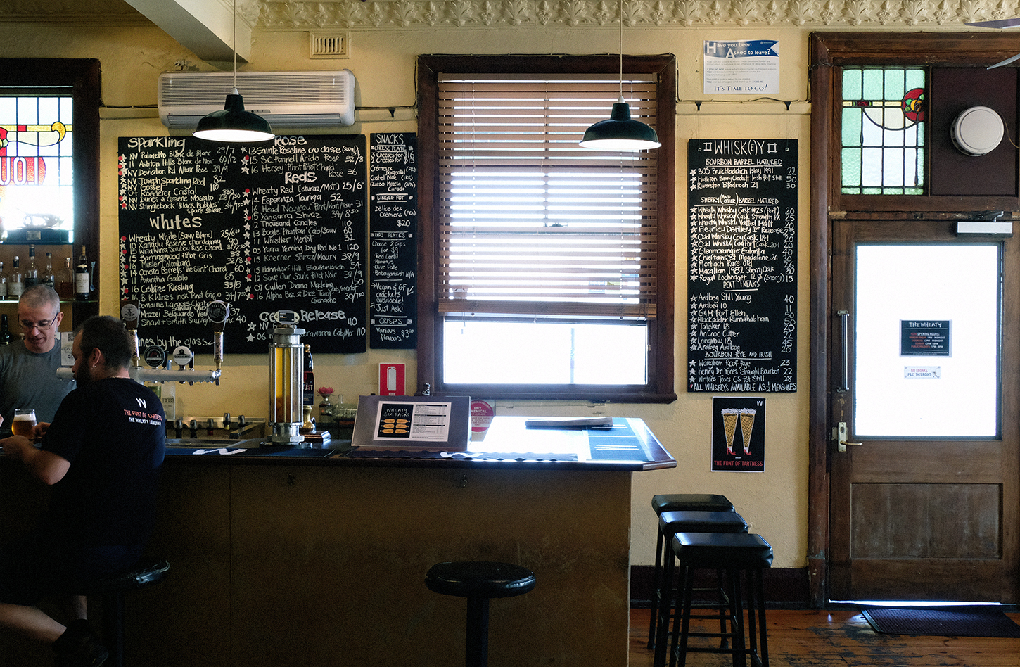 wheaty tee-lateral-drinking